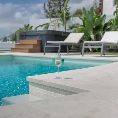 Cyv -villa Feliz -panoramic Views And Private Pool Villa *