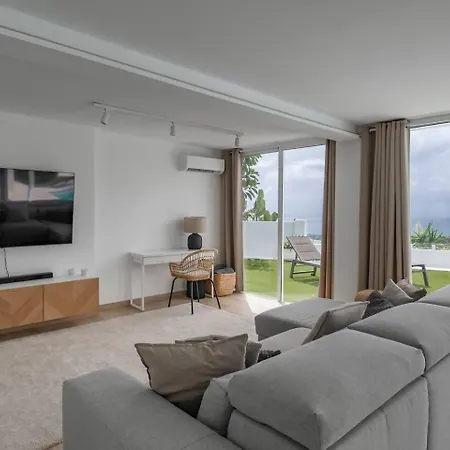 Cyv -villa Feliz -panoramic Views And Private Pool Villa